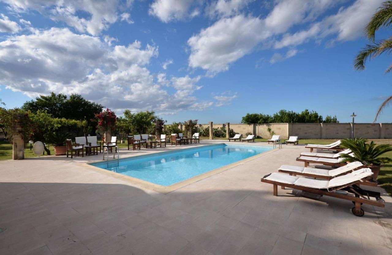 Masseria Li Campi Кавалліно-ді-Лечче Екстер'єр фото