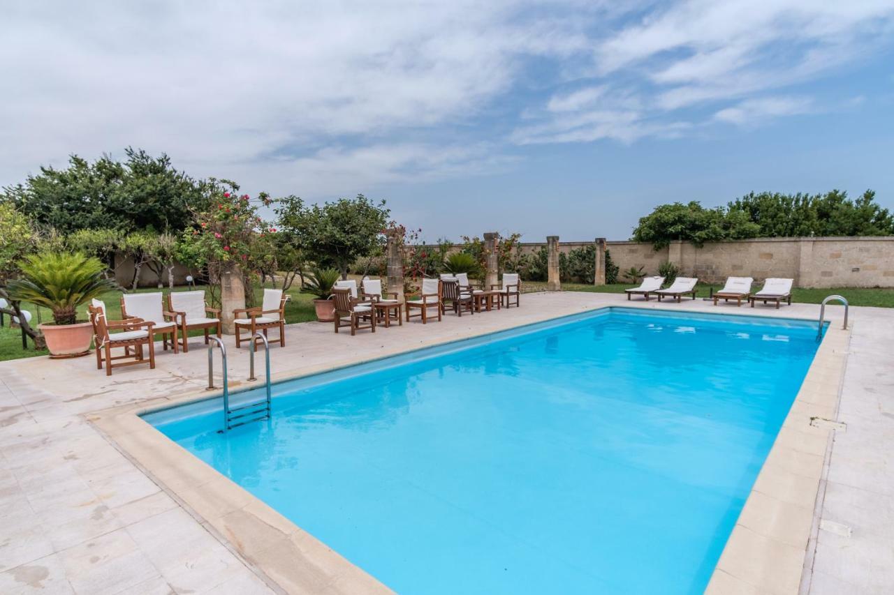Masseria Li Campi Кавалліно-ді-Лечче Екстер'єр фото